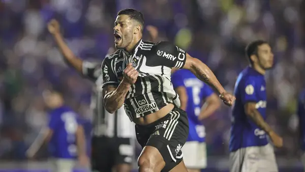 Márcio Rezende vê irregularidade em falta que originou gol do Flamengo  sobre o Atlético - Rádio Itatiaia